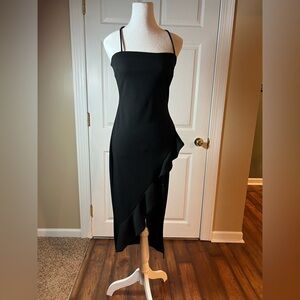 Windsor Size MedBlack Ruffled Slitted Scuba Crepe Spaghetti Criss Cross Strap